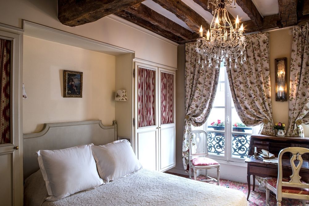 Hotel Caron De Beaumarchais Parigi Esterno foto